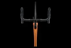 Vélo De Route Trek Emonda SL 7 Disc Sram Force ETap AXS 12V Carbon Smoke/Factory Orange 2022 -Électrique Shop 16023755ee243486f8a71.64314291