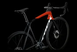 Vélo De Route Trek Emonda SL 6 Pro Disc Shimano Ultegra 11V Trek Black/Radioactive Red 2022 10 Vélo De Route Trek Emonda SL 6 Pro Disc Shimano Ultegra 11V Trek Black/Radioactive Red 2022 -Électrique Shop 16038985ee38be89d4b48.28913836