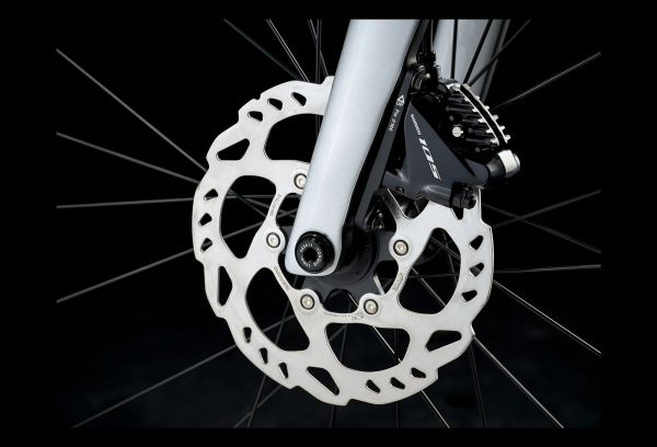 Vélo De Route Trek Emonda SL 5 Disc Shimano 105 11V Lithium Quicksilver/Brushed Chrome 2022 6 Vélo De Route Trek Emonda SL 5 Disc Shimano 105 11V Lithium Quicksilver/Brushed Chrome 2022 – Image 4