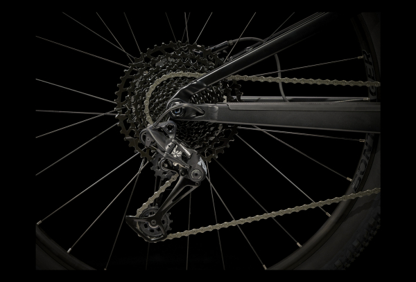 VTT Tout-Suspendu Trek Top Fuel 8 Sram NX Eagle 12V 29'' Noir Satin Trek 6 VTT Tout-Suspendu Trek Top Fuel 8 Sram NX Eagle 12V 29'' Noir Satin Trek – Image 4