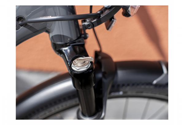 Vélo De Ville Electrique Trek Allant+ 5 27.5'' 500wh Shimano 9V Solid Charcoal 2022 4 Vélo De Ville Electrique Trek Allant+ 5 27.5'' 500wh Shimano 9V Solid Charcoal 2022 – Image 2